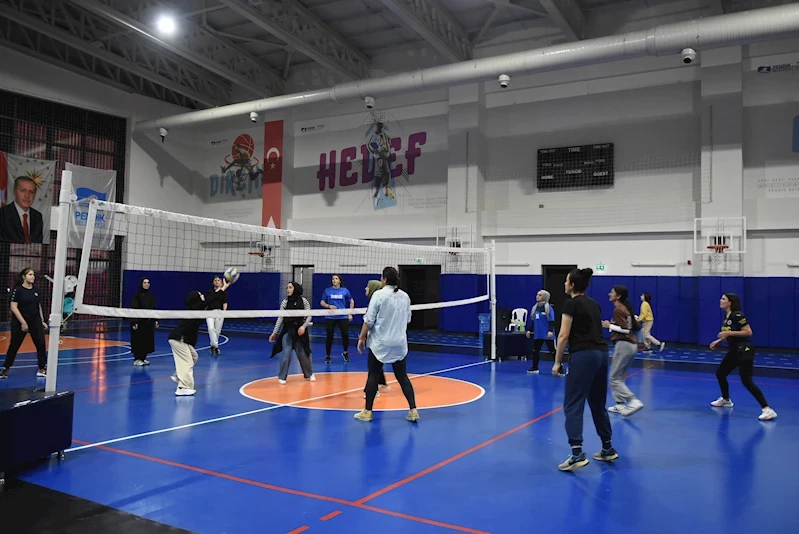 Pendik Belediyesinden Voleybolseverlere Ücretsiz Spor Etkinliği