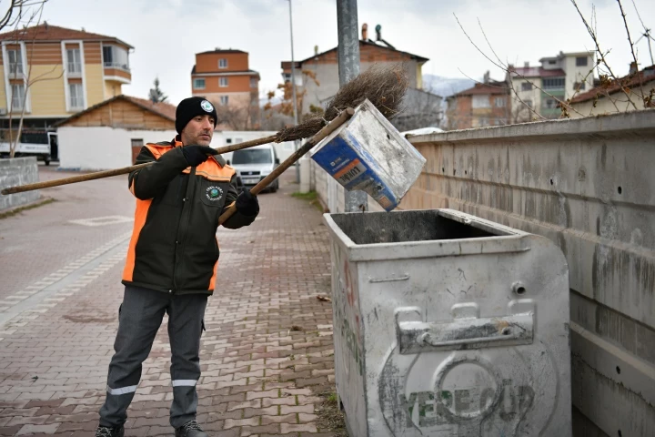 Yeşilyurt Belediyesi, Temizlik Hizmetlerinde Çıtayı Yükseltti