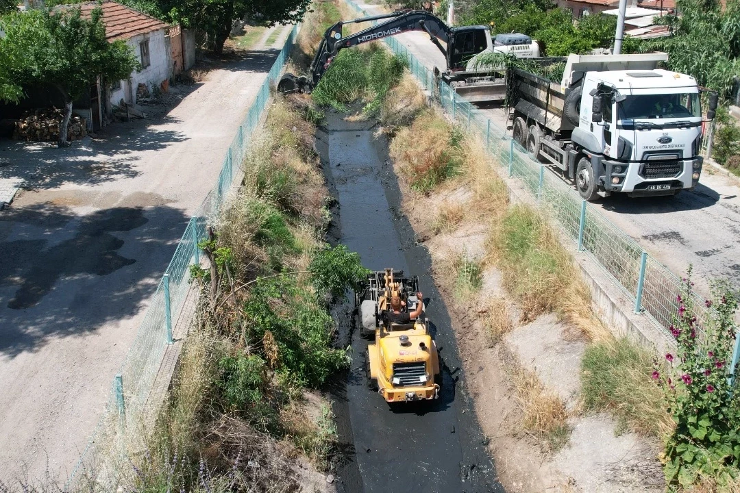 2024 yılında 280 kilometrelik dere yatağı temizlendi