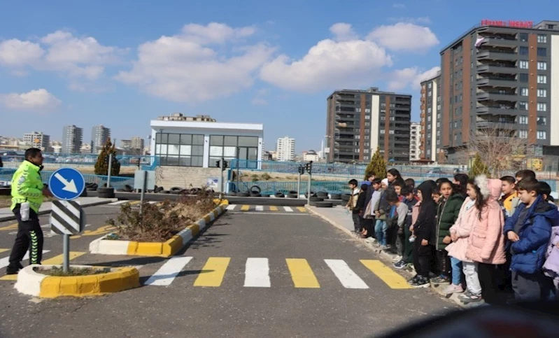 Şanlıurfa Büyükşehir Belediyesi,  Çocuklara Trafik Bilinci Aşılıyor