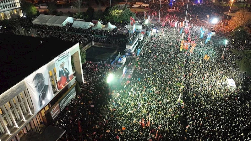 İSTANBUL TEK YÜREK OLDU