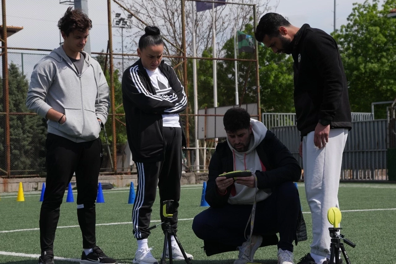 Kocaeli’den gençlere tam destek