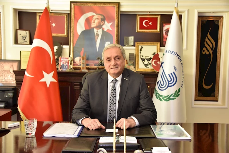 -BAŞKAN BAKKALCIOĞLU TÜM EMEKÇİLERİN 1 MAYIS İŞÇİ BAYRAMINI KUTLADI