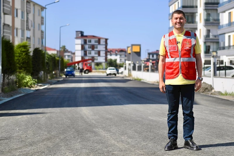 CUMHURİYET MAHALLESİ’NDE ASFALT SEFERBERLİĞİ