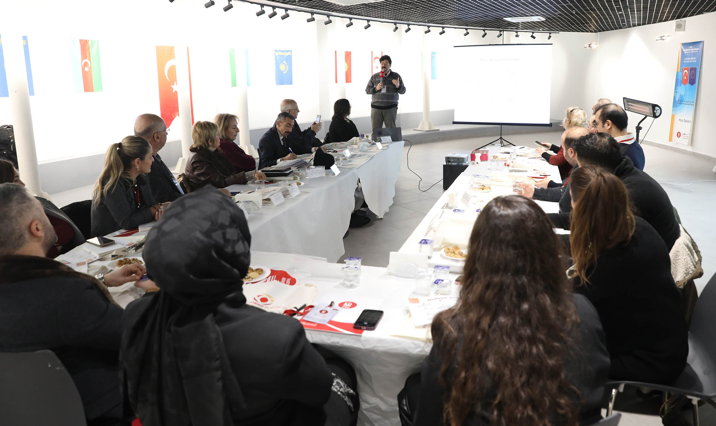 KEÇİÖREN BELEDİYESİ’NDEN STK TEMSİLCİLERİNE PROJE DÖNGÜSÜ YÖNETİMİ EĞİTİMİ